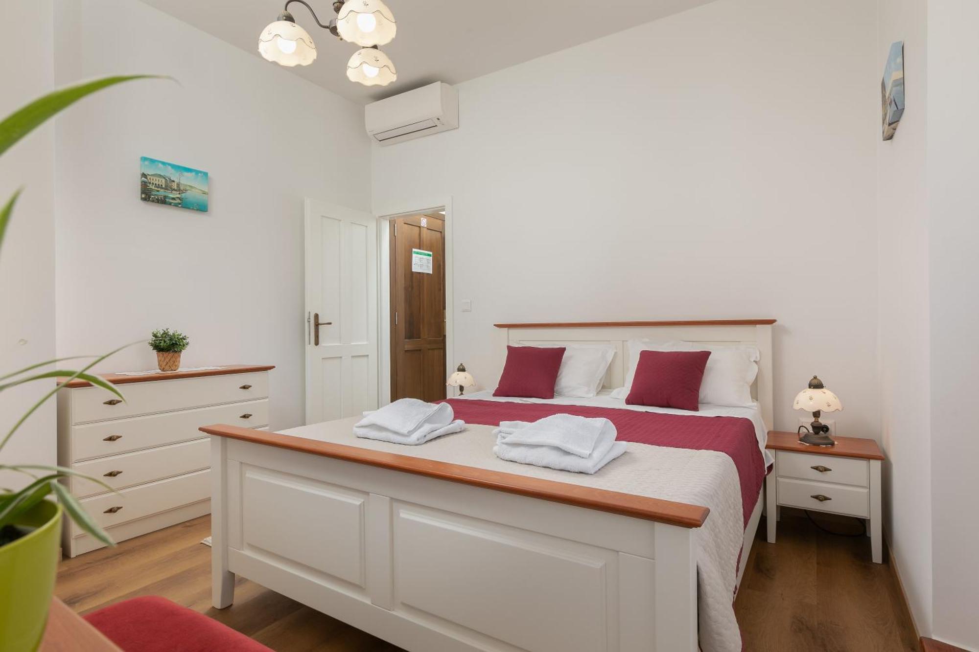 Ancora Faros Apartment Stari Grad  Room photo